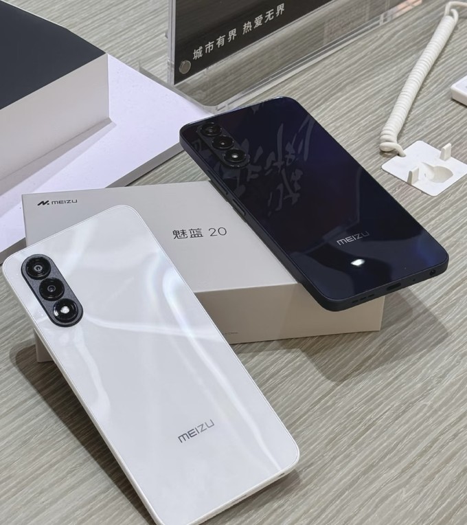 魅族(MEIZU)魅蓝metal移动4G手机整体外观评测