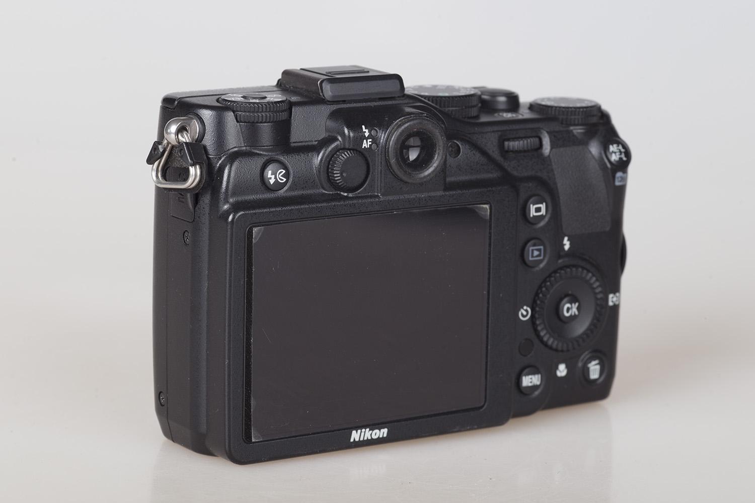 尼康(Nikon)P7000数码相机液晶屏评测