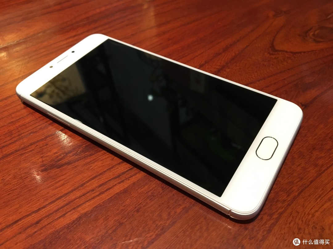 魅族(MEIZU)魅蓝3全网通手机整体外观评测