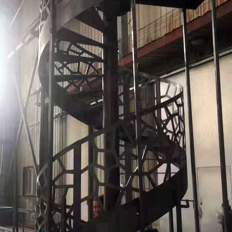 我想问问碳钢楼梯立柱会生锈吗_建筑构件