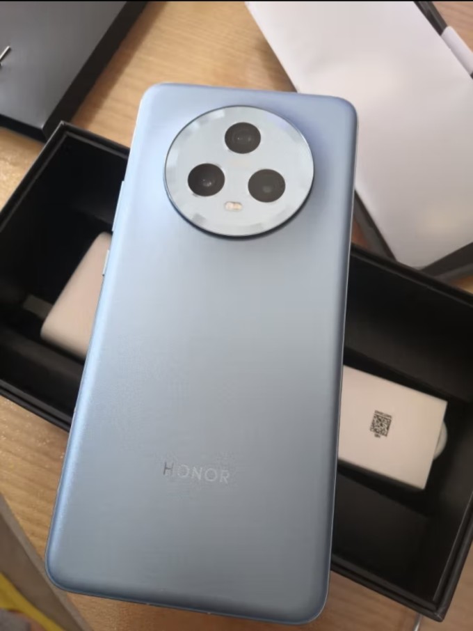 哪些手机品牌做过原生android系统的手机?