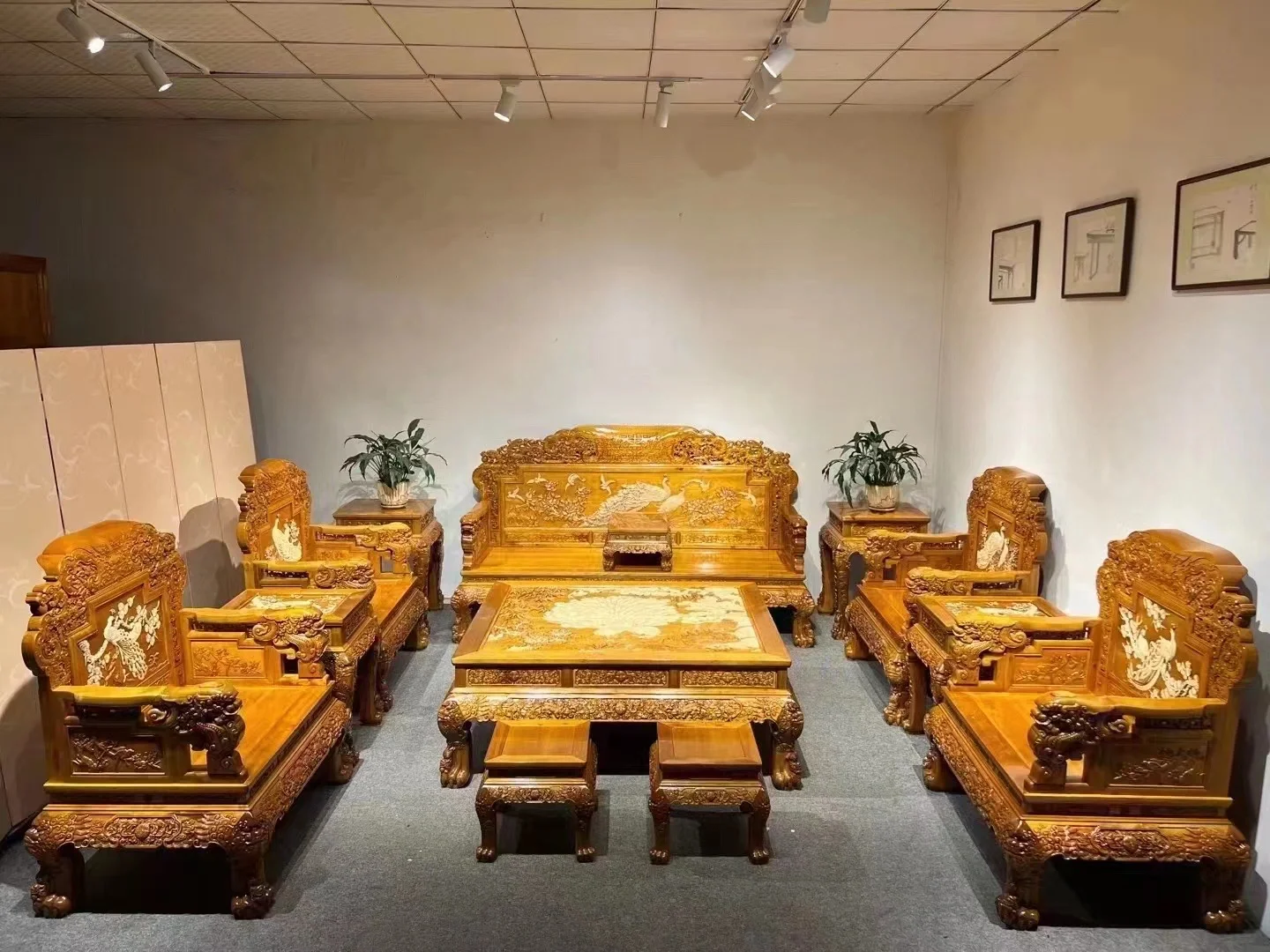 家具是用金丝楠木的好还是红木的好