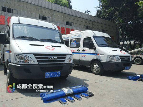 北京出院接送病人专用车-跨省救护车转运-24小时服务