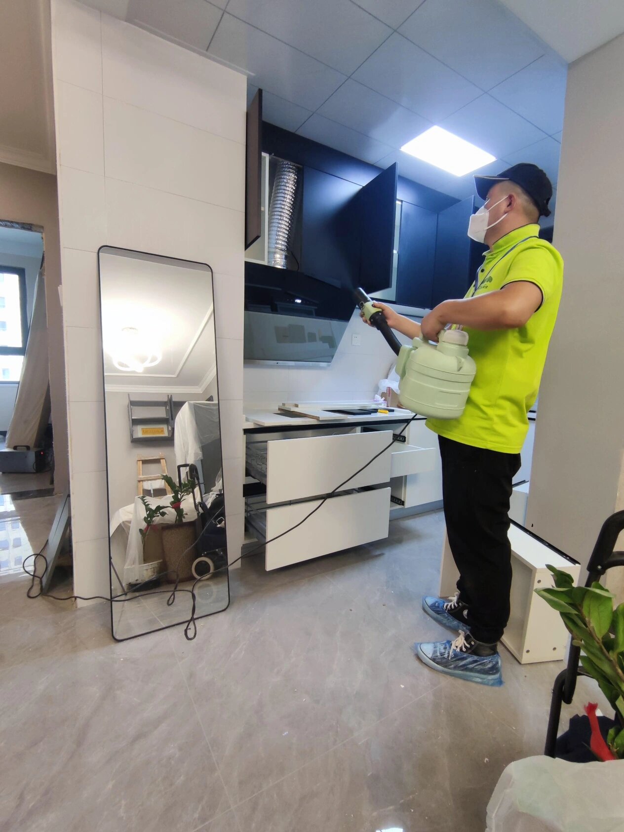 如果衣柜有甲醛,那把衣服放在里面也会吸附甲醛么