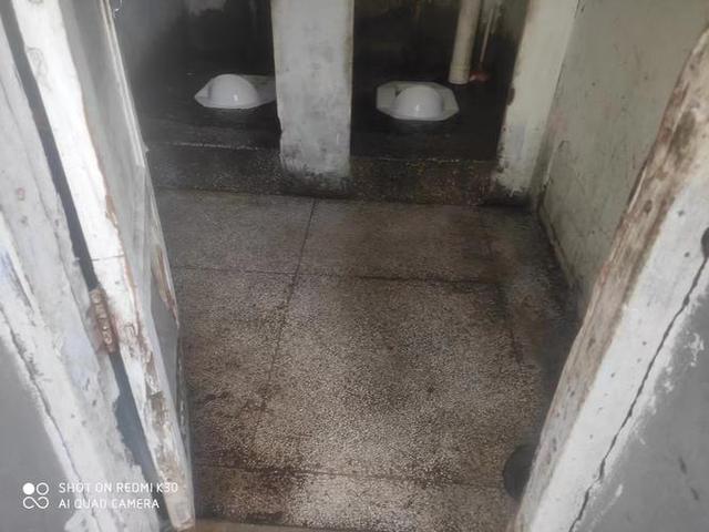 梦见厕所堵了有积水代表什么是好的还是不好的呢