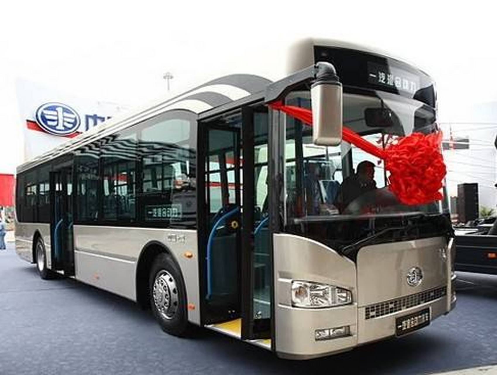 客运热点):廊坊到珠海长途客车G2628开始发班/客车