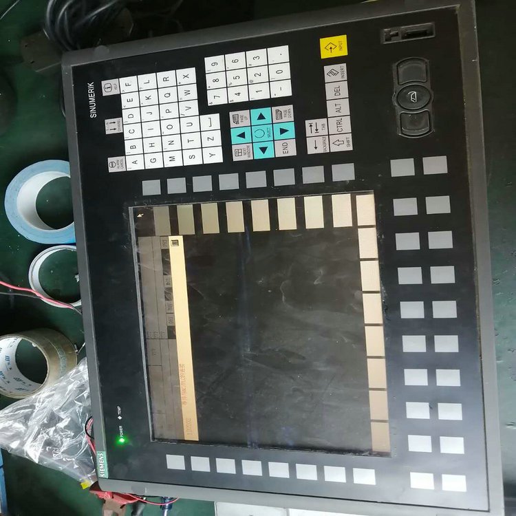 西门子840D系统控制器显示8灯全亮修复方法有