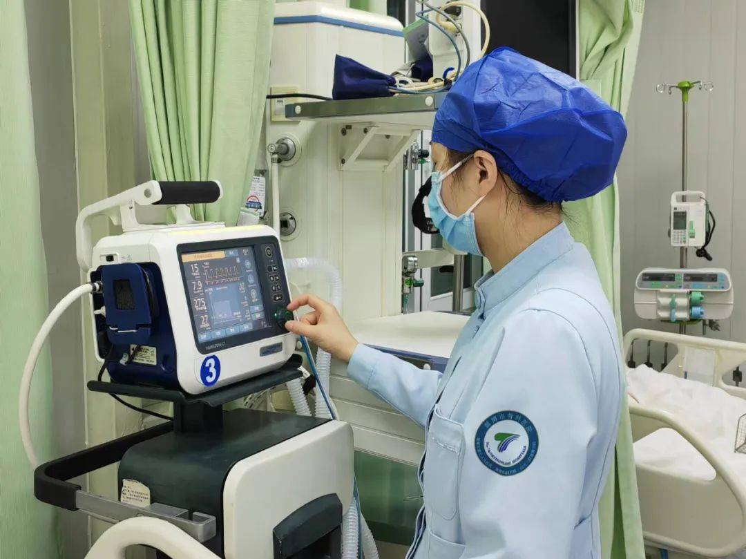 背心式气动排痰机-(呼吸科、ICU、重症必备产品)视频