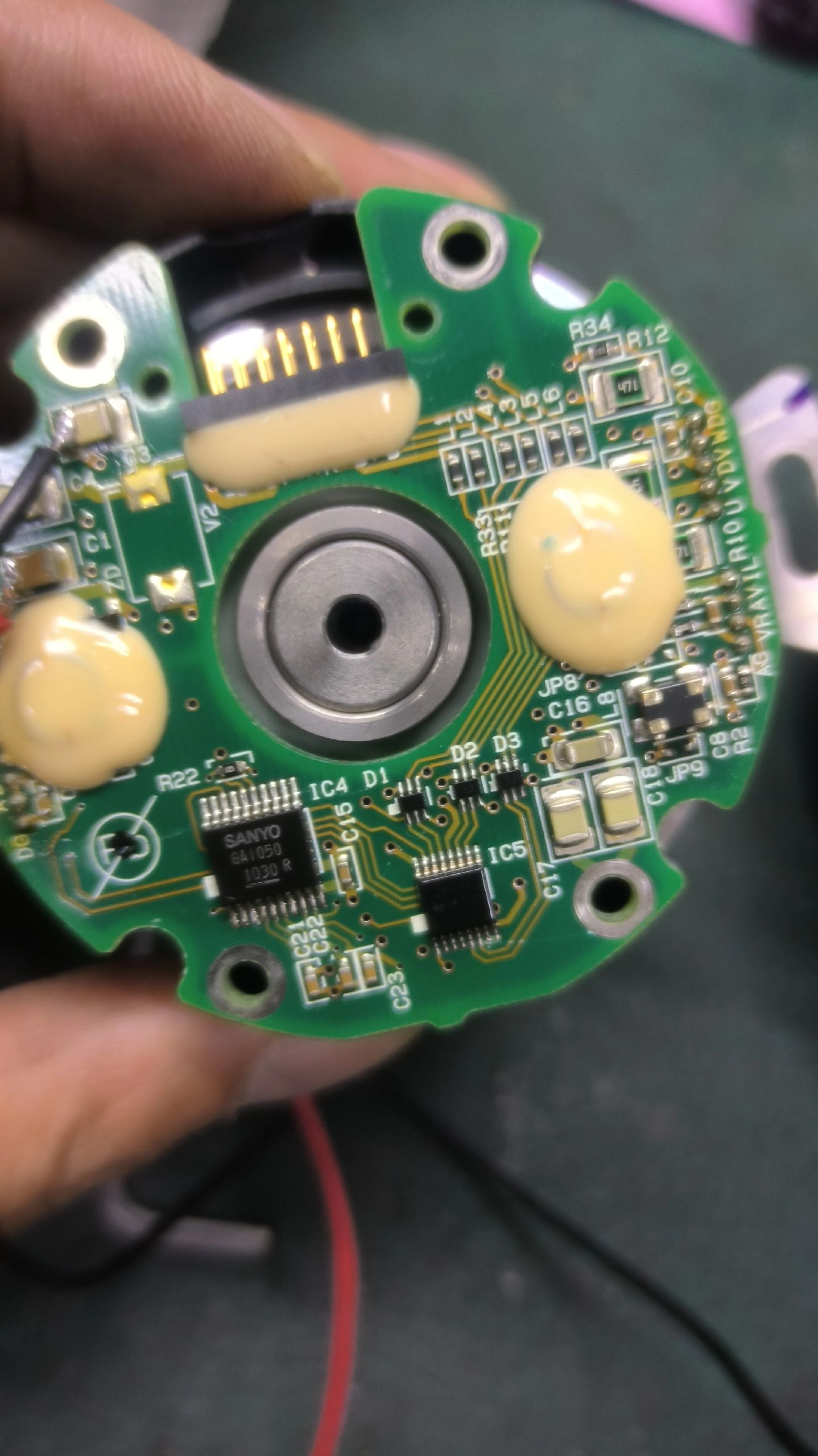 发那克驱动器显示Sv0438代码修理FANUC伺服电机编码器维修