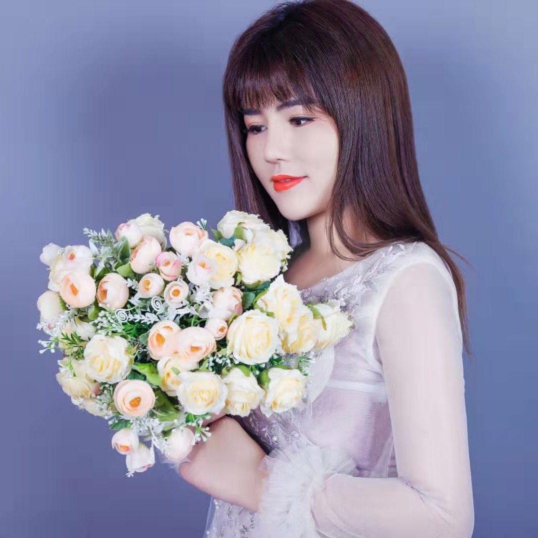 李依玲个人简历