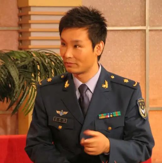 退休正军级待遇