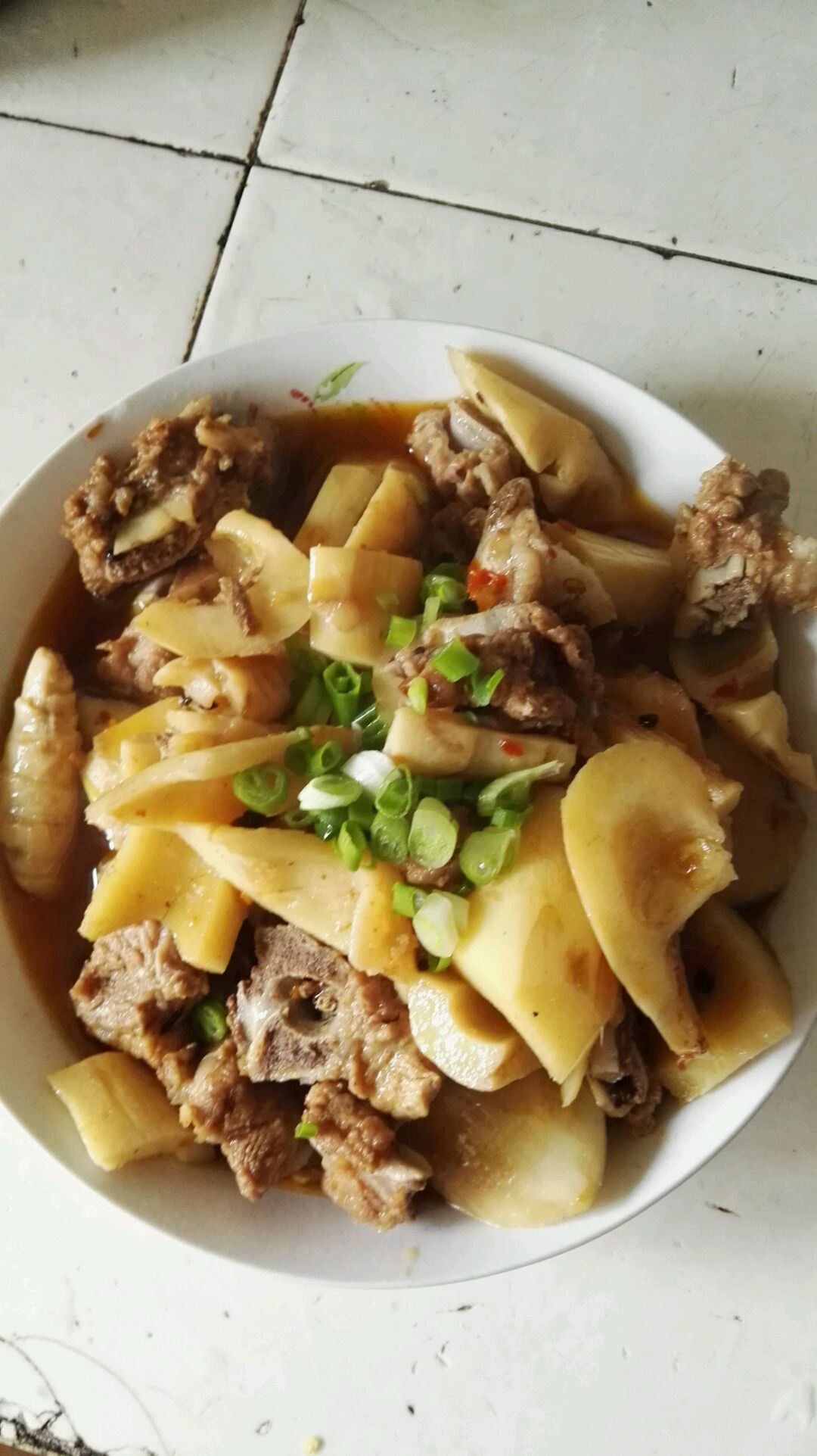 春笋炖排骨的家常做法视频