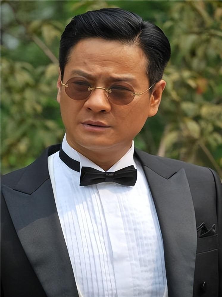 连奕名百科