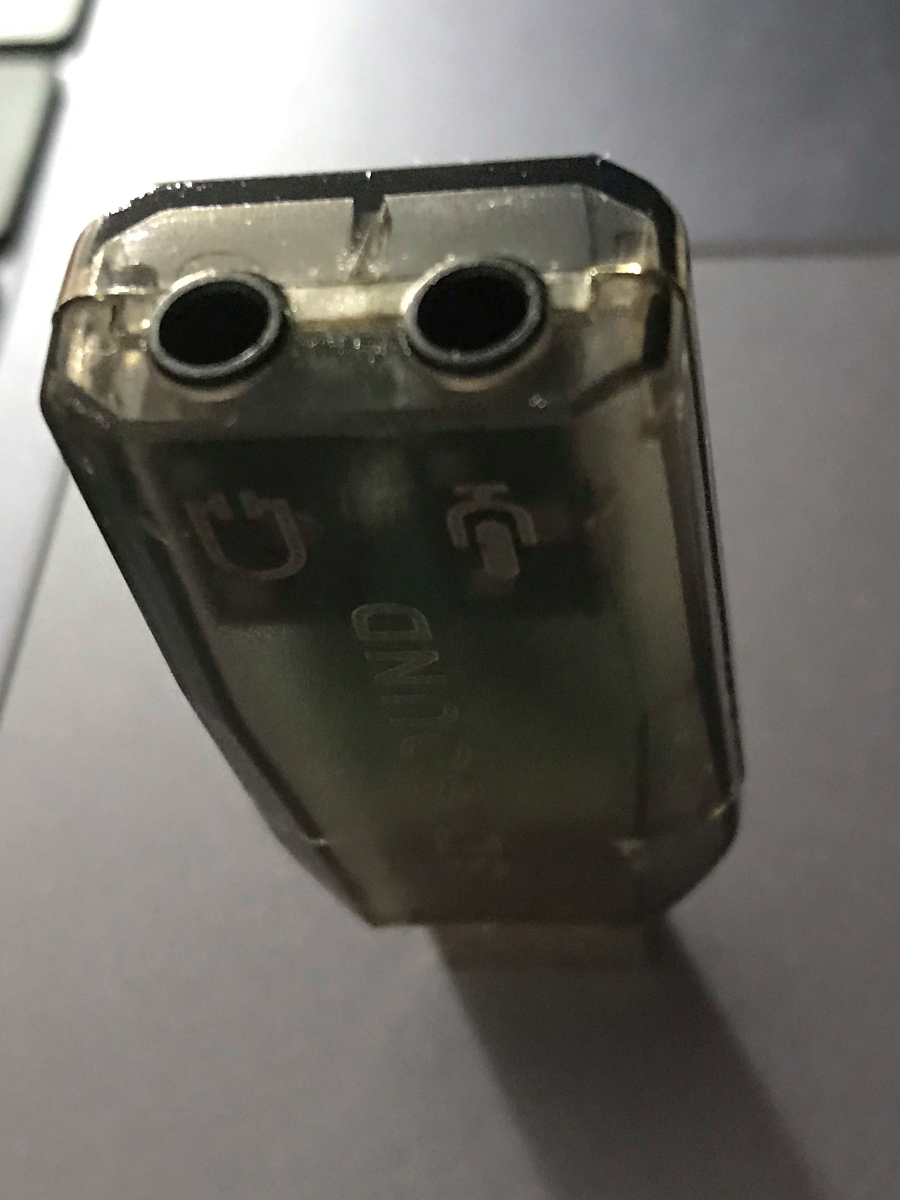 电脑声卡是什么样子的