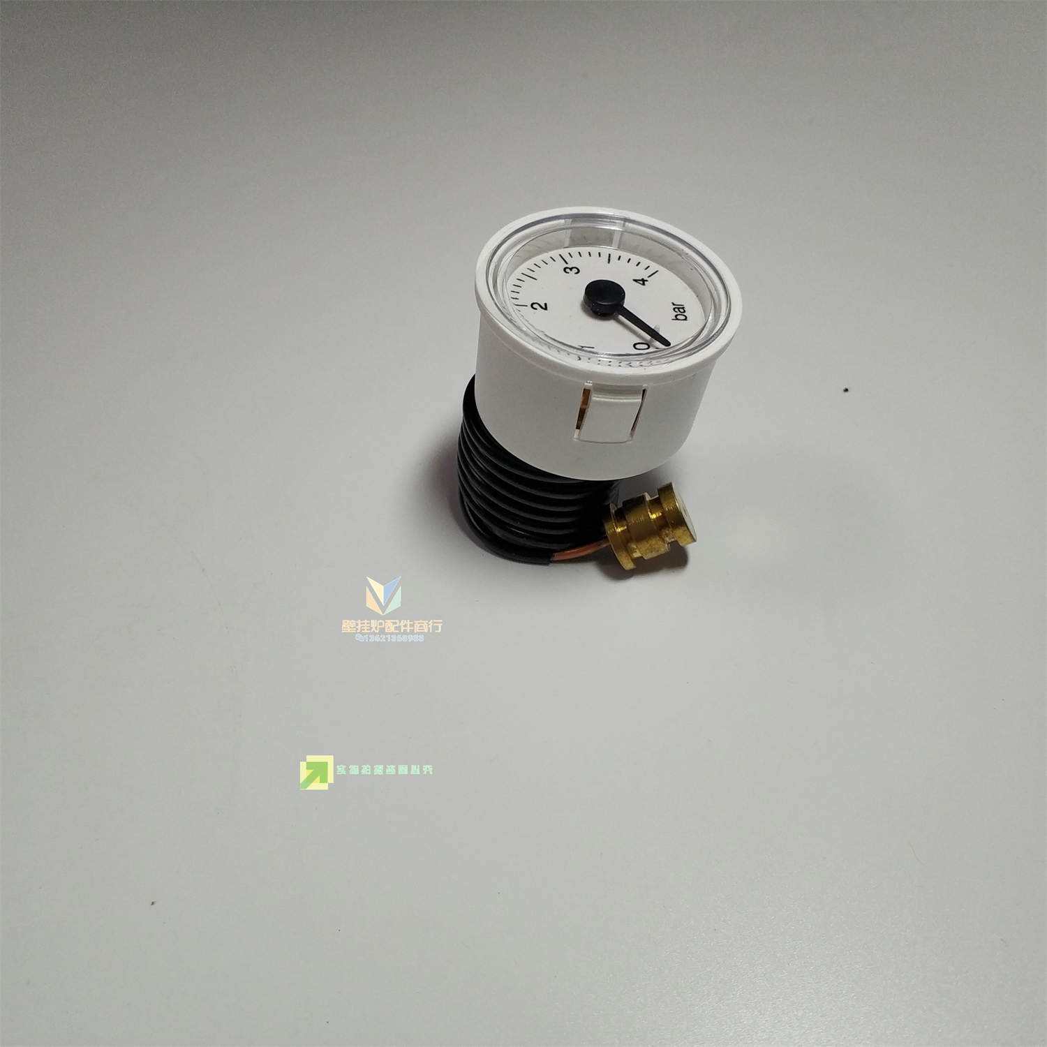 壁挂炉注水时压力表不动什么原因
