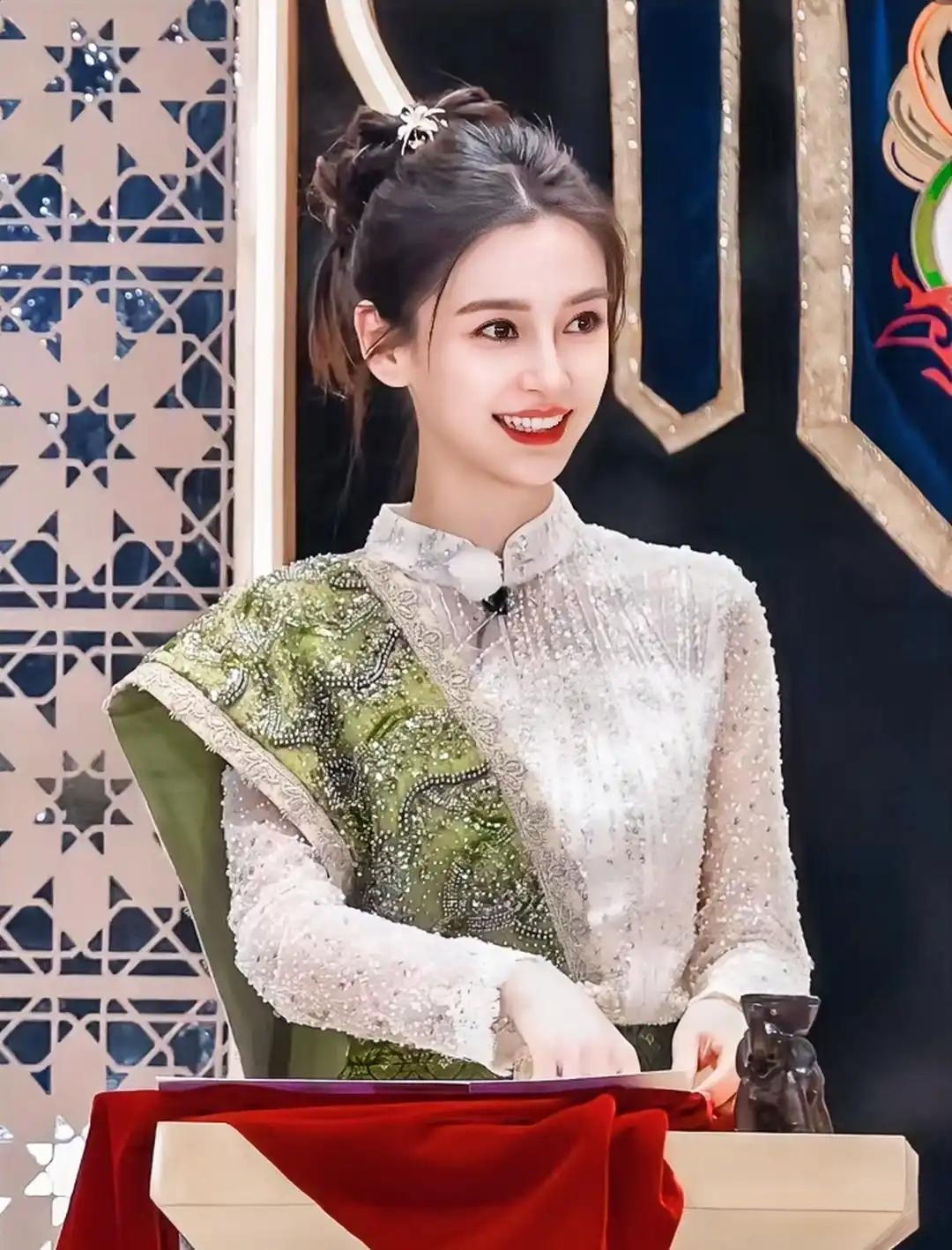 angela是什么名字