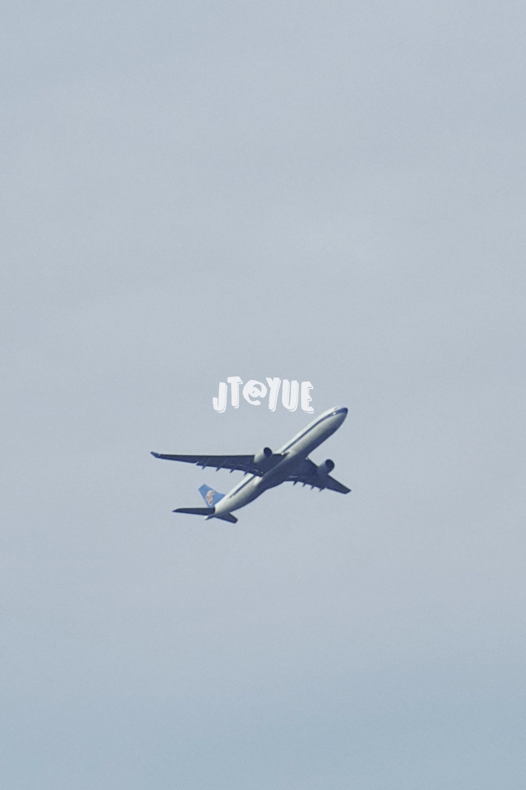 飞机行驶过程中可以开手机吗