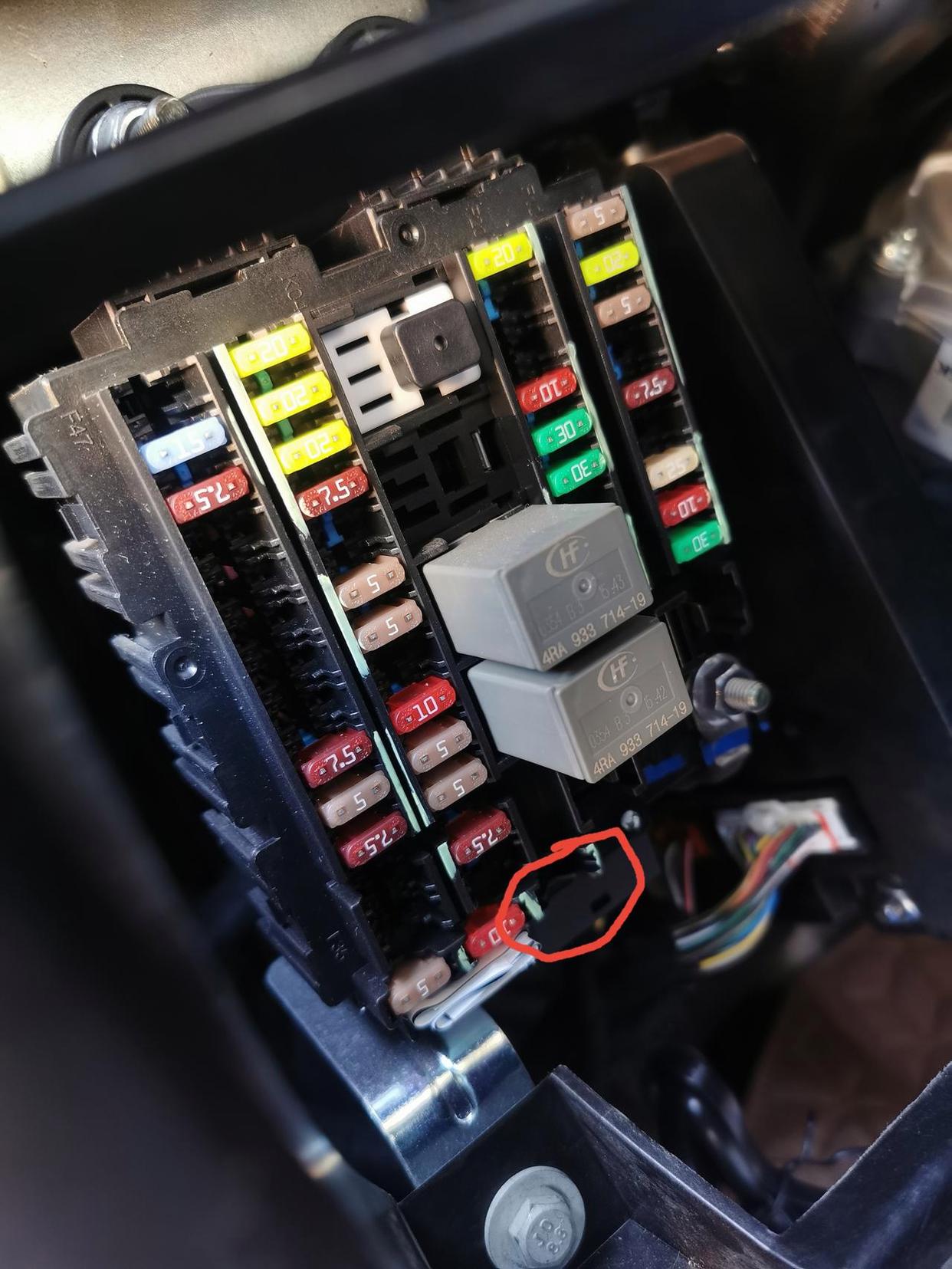 家里保险丝烧了的解决方法视频