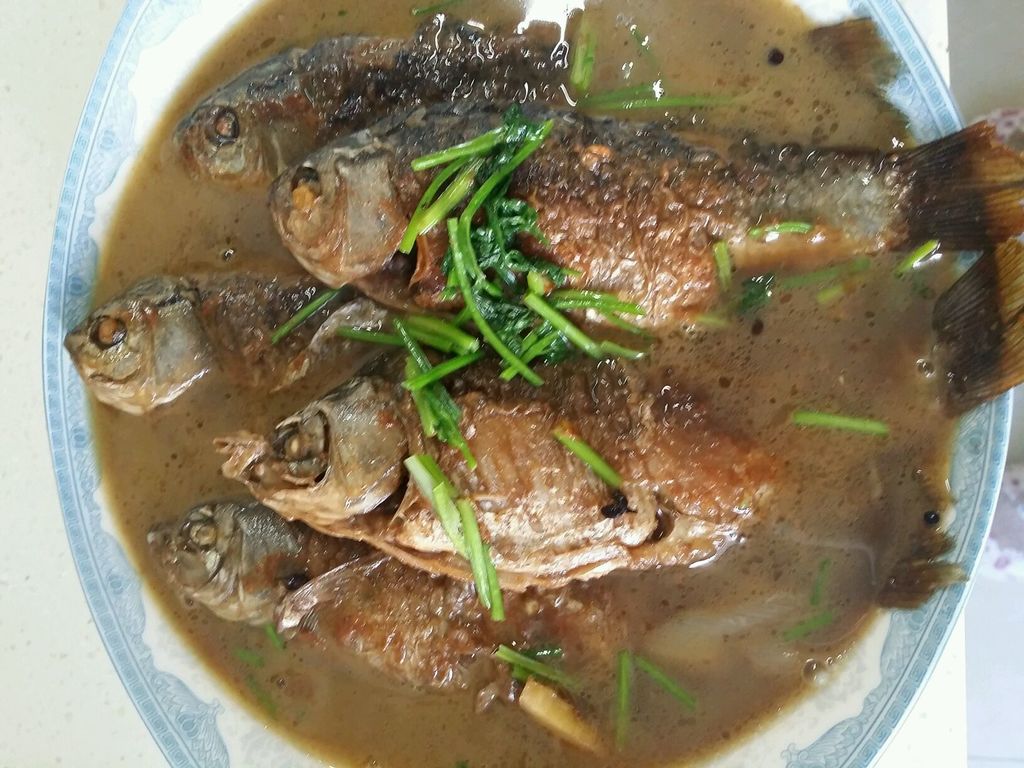鲫鱼怎么炖?