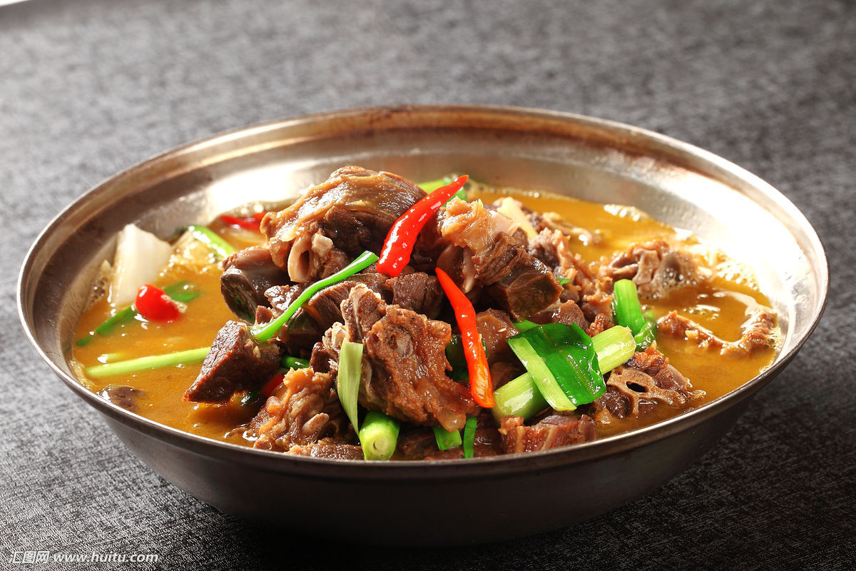 狗肉煲的做法及配料窍门
