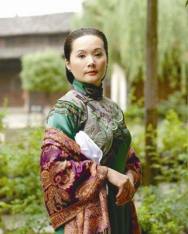 影视演员吴冕