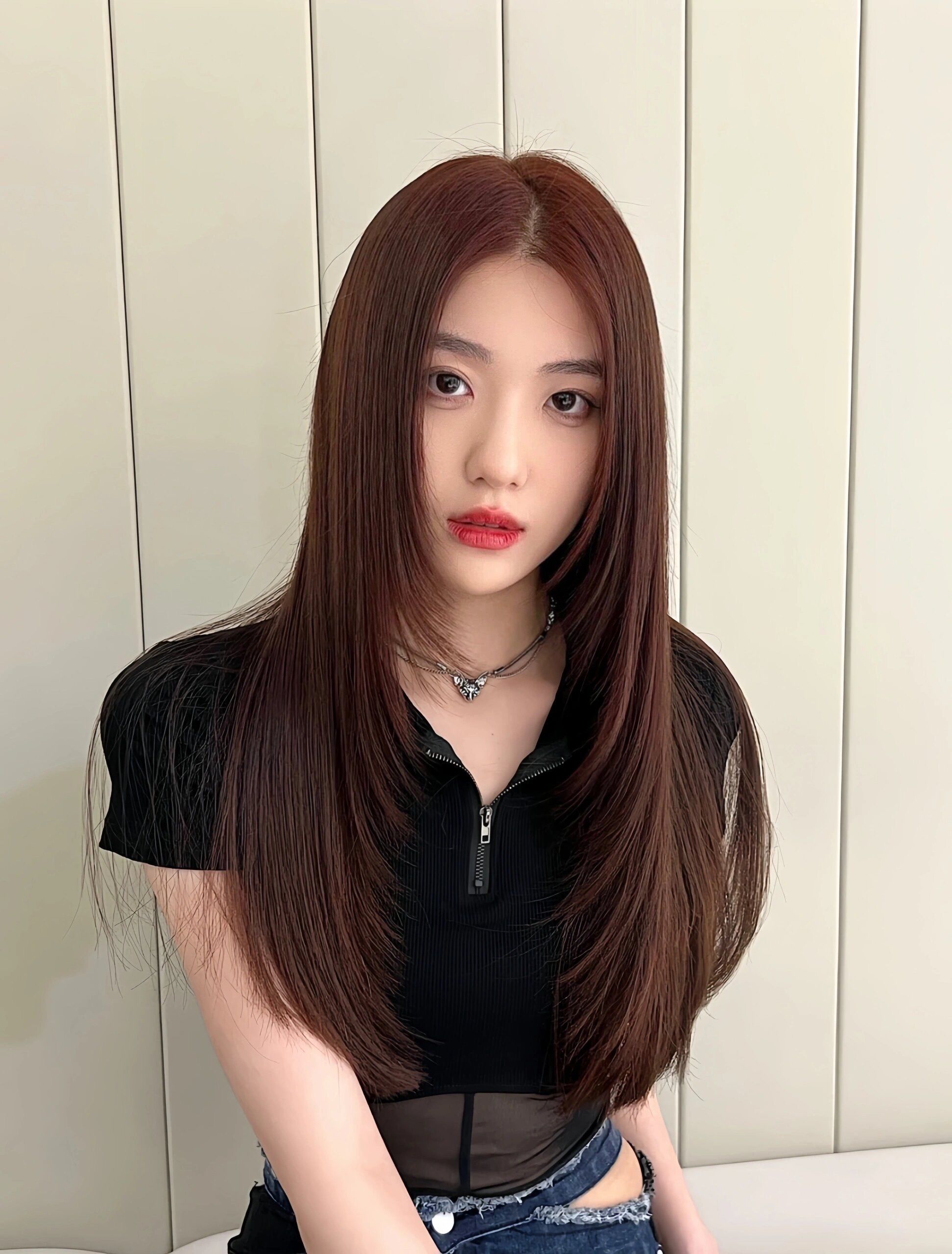 高额头女生适合什么刘海发型图片