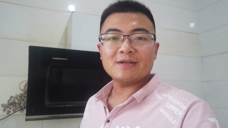 新农人华子最近视频 美食