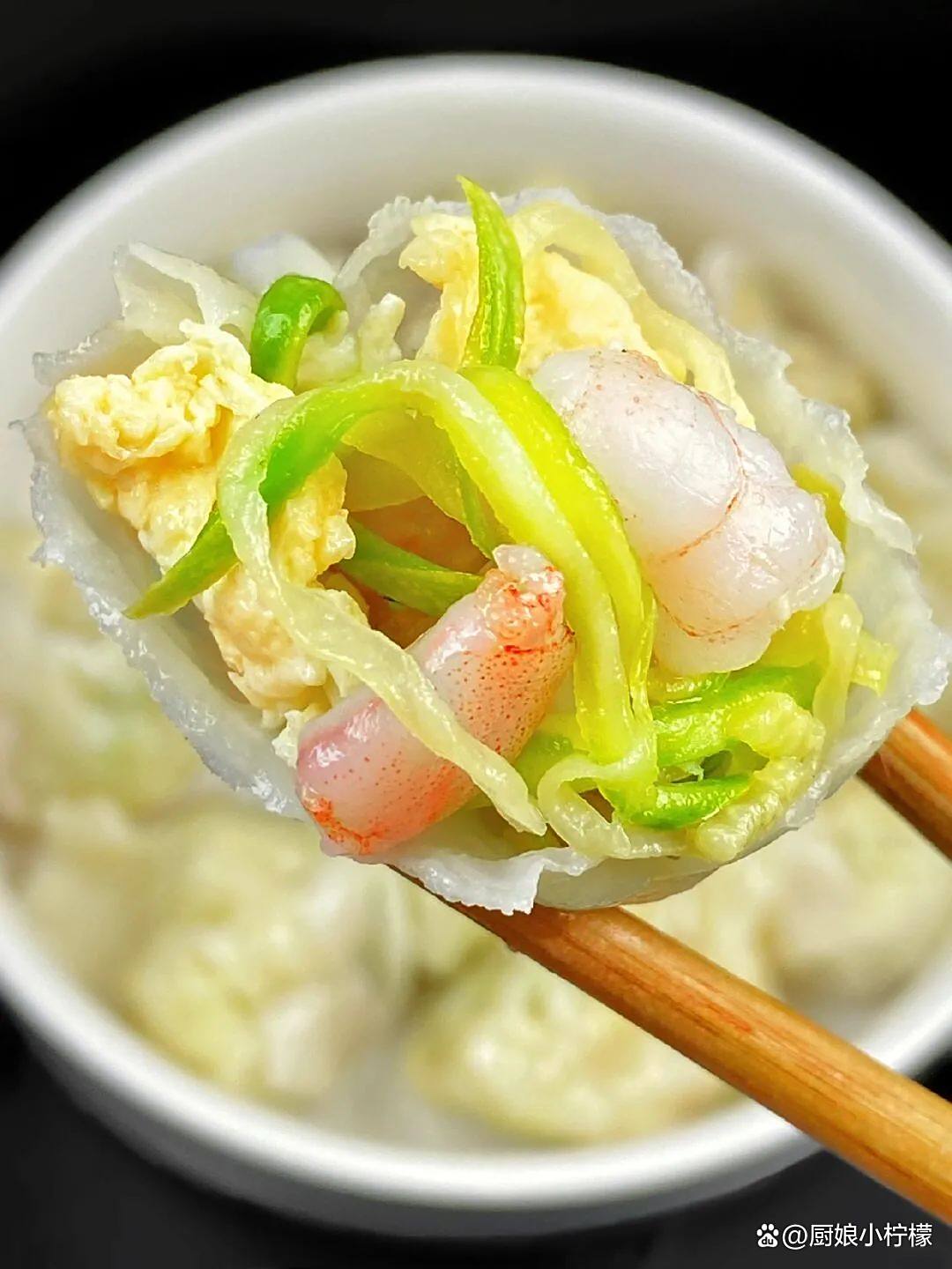 西葫芦鸡蛋饺子好吃