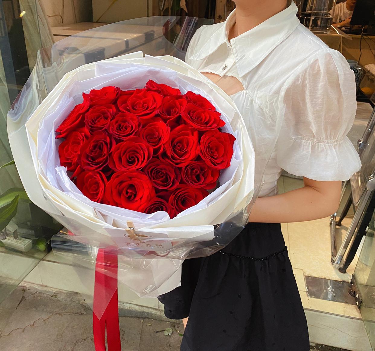 33朵玫瑰花代表什么意思朵玫瑰花语是什么