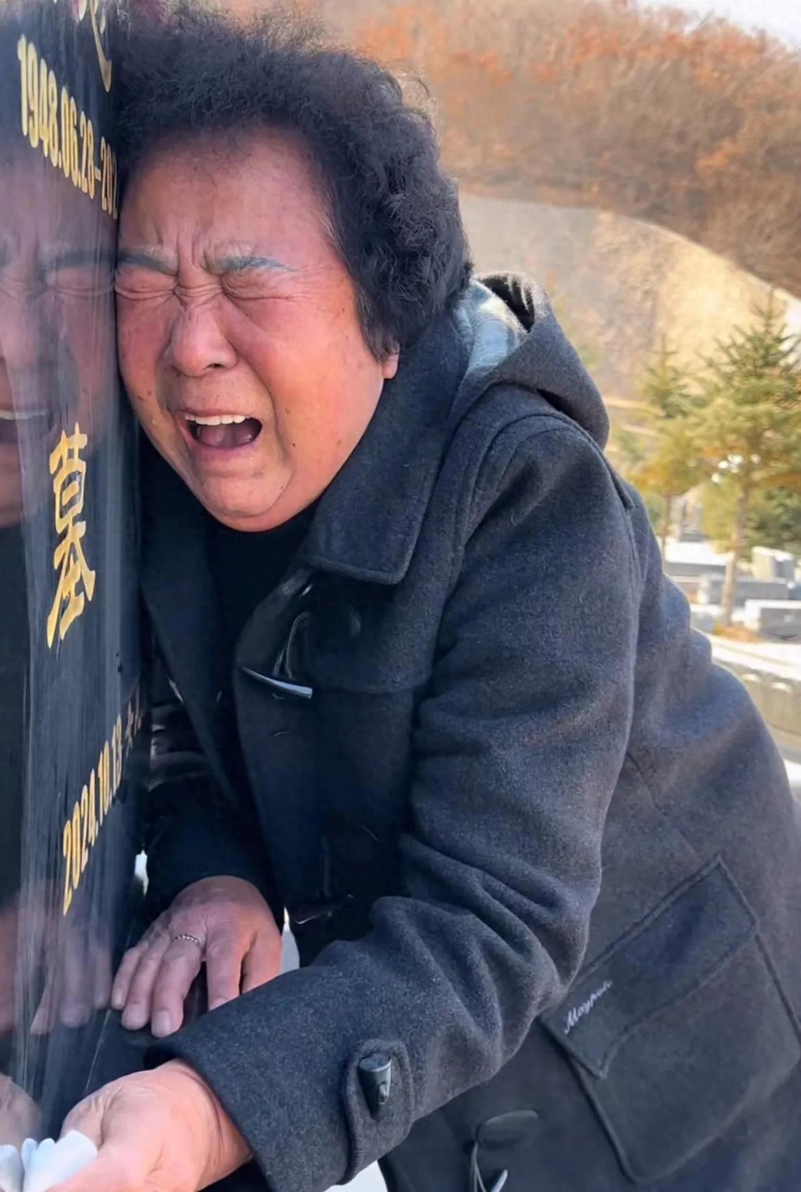 梦到活着的姥姥死了是什么征兆