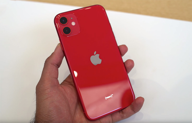 iphone 11红色背后为什么有字母