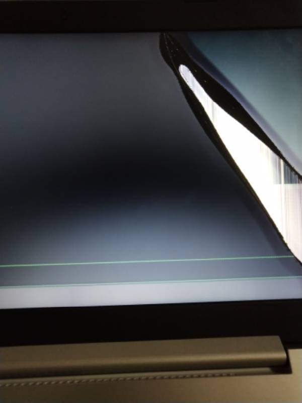 电脑屏幕出现条纹是什么情况