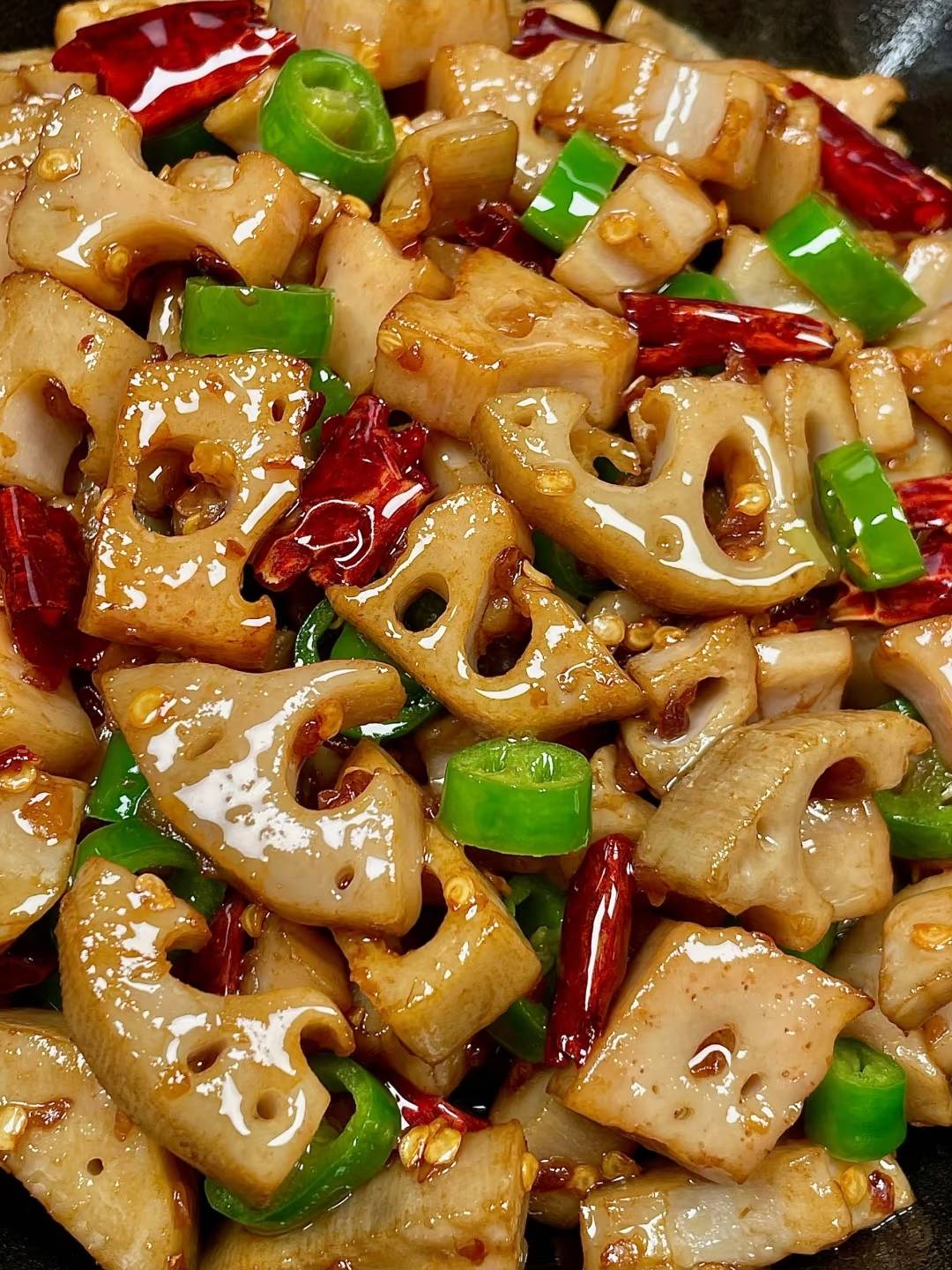 炒莲藕丁怎么炒好吃