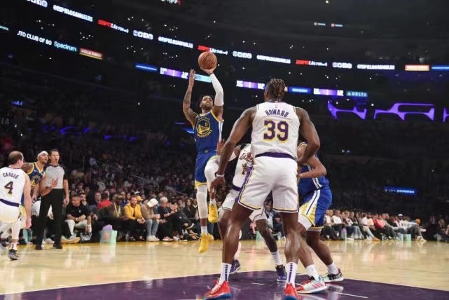 德安杰洛·德内罗高清表情包