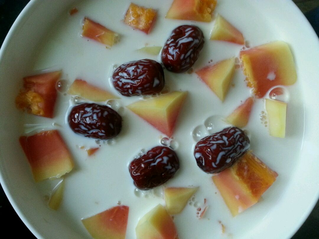 牛奶炖木瓜几分钟