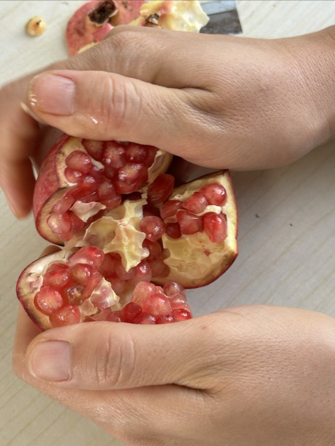 石榴该怎么剥皮