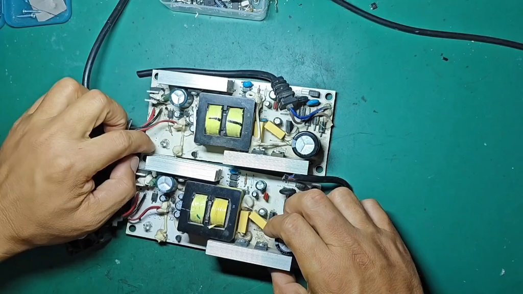 电动车充电器维修100例视频