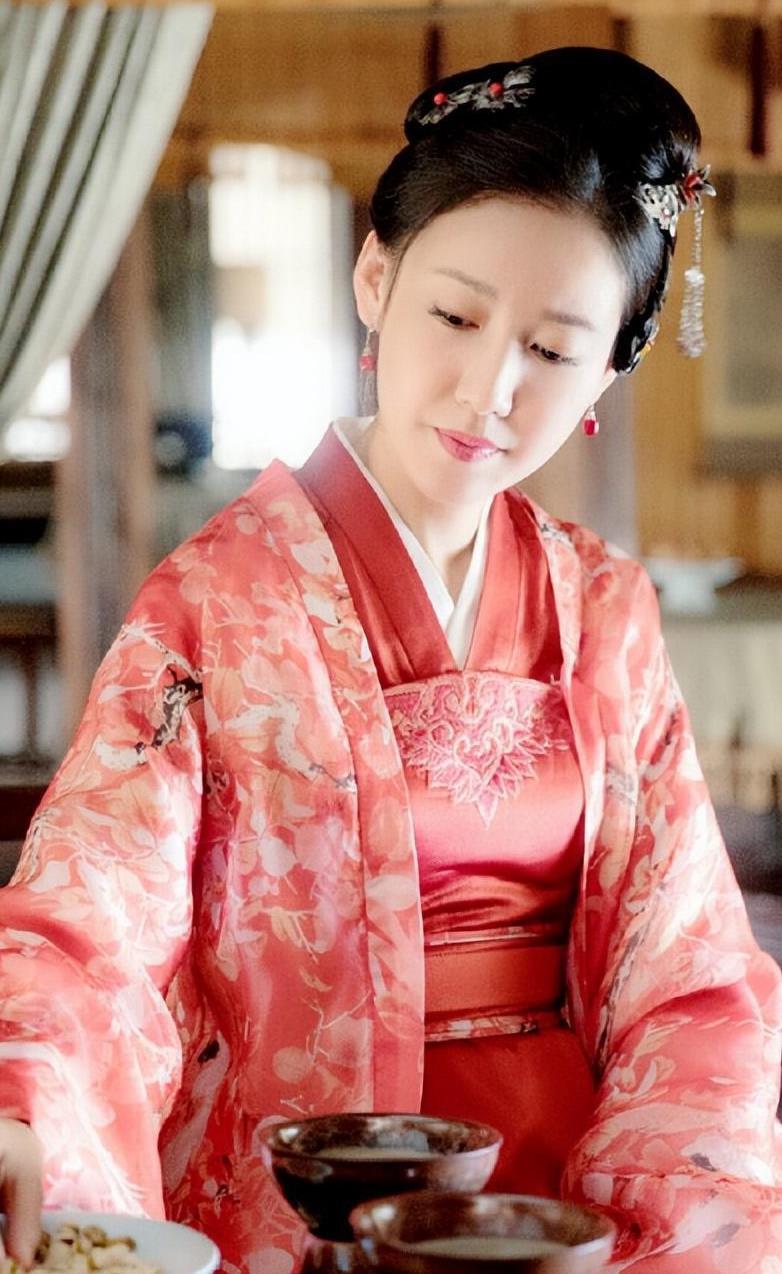 高露演过的电视剧有哪些相亲